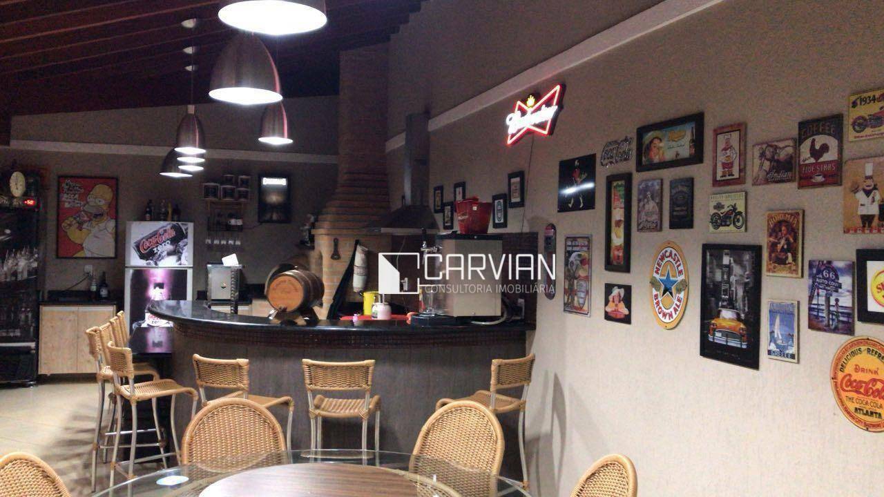 Casa à venda com 3 quartos, 342m² - Foto 7