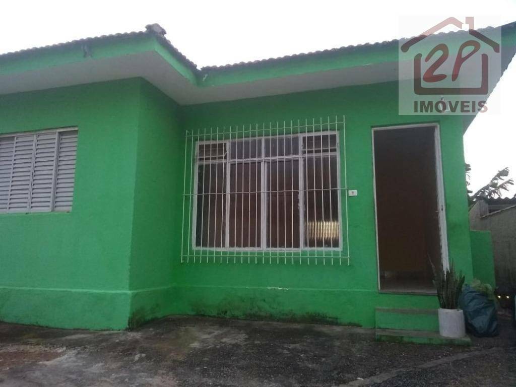 Casa à venda com 3 quartos, 117m² - Foto 1