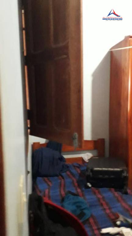 Casa à venda com 4 quartos, 300m² - Foto 16