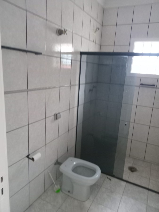 Casa para alugar com 4 quartos, 505m² - Foto 17