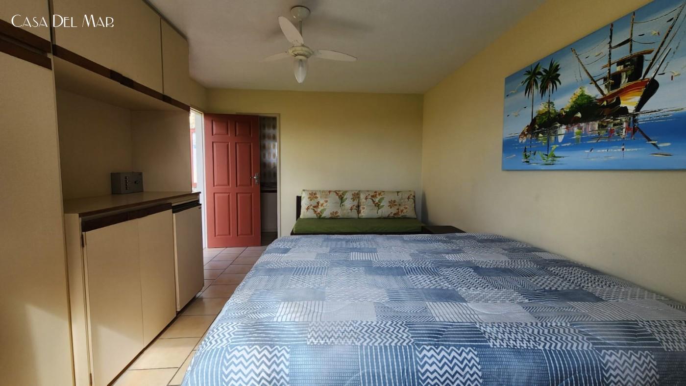 Casa à venda com 7 quartos, 340m² - Foto 46