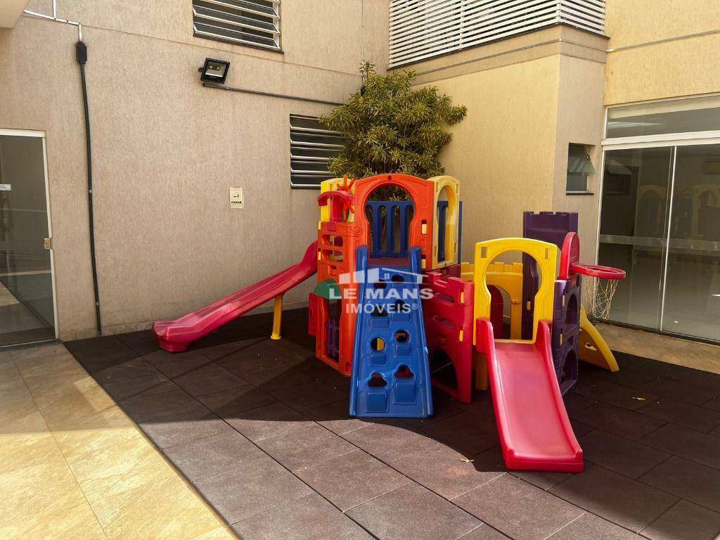 Apartamento para alugar com 3 quartos, 116m² - Foto 29
