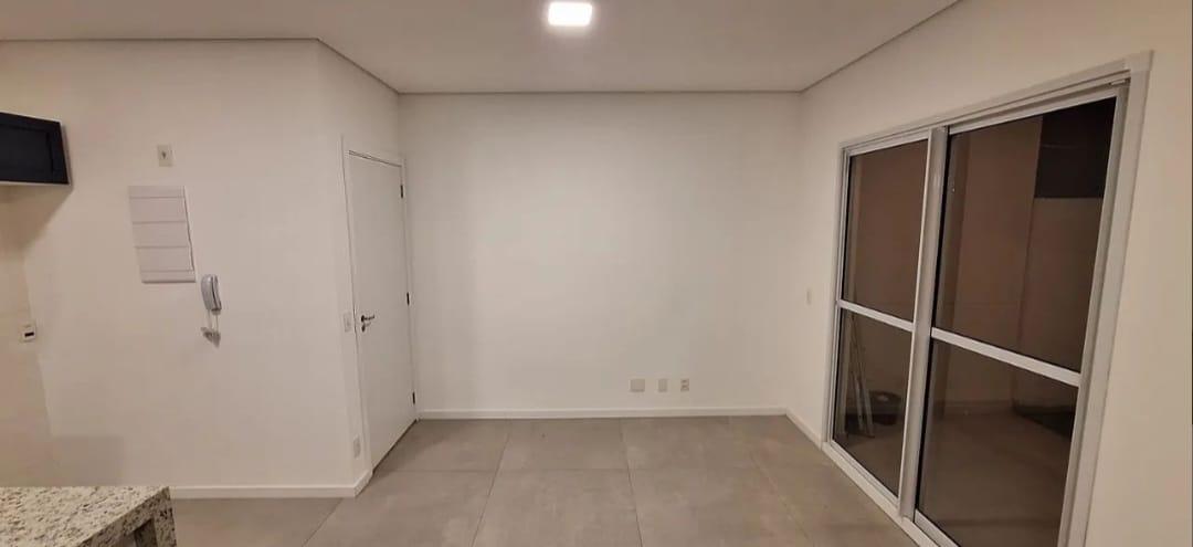 Apartamento à venda com 3 quartos, 122m² - Foto 8