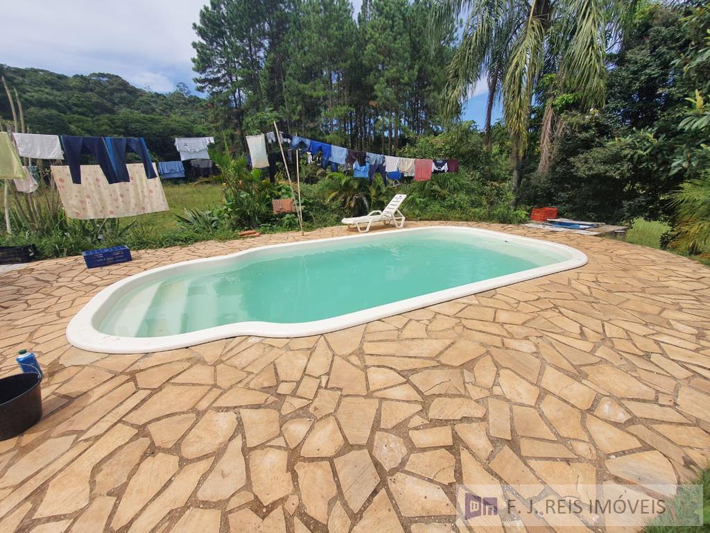 Chácara à venda com 3 quartos, 8800m² - Foto 1