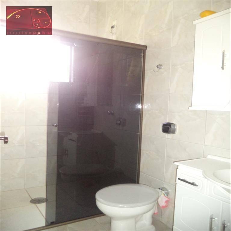 Casa à venda com 2 quartos, 66m² - Foto 12