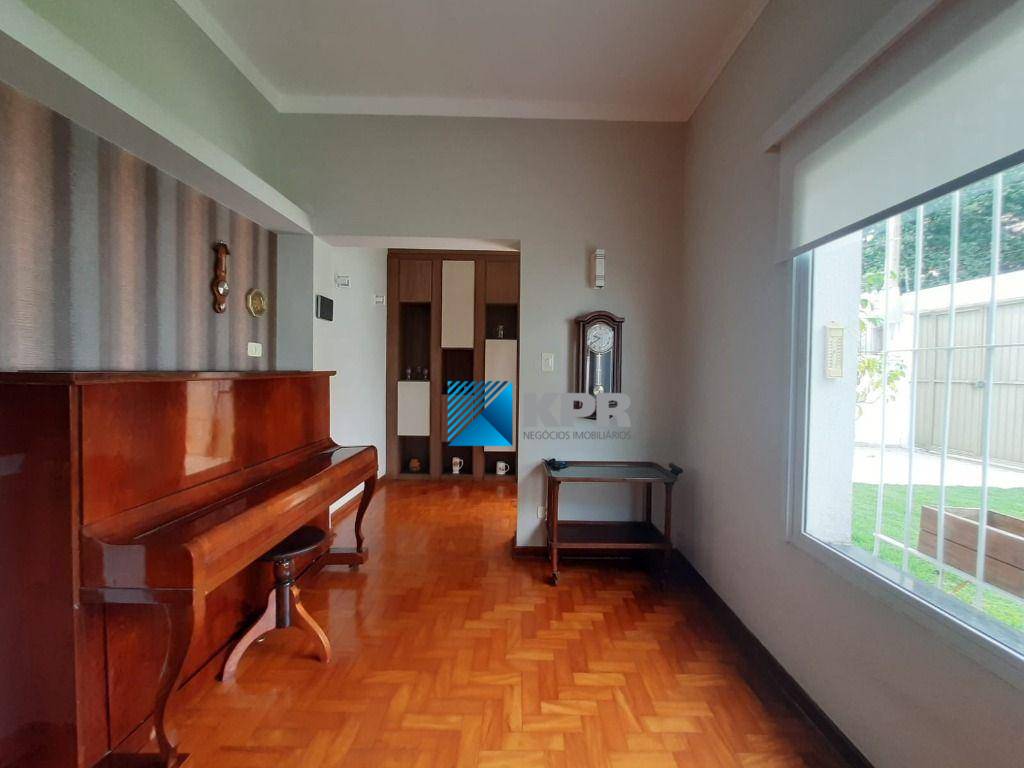 Casa à venda com 3 quartos, 224m² - Foto 32
