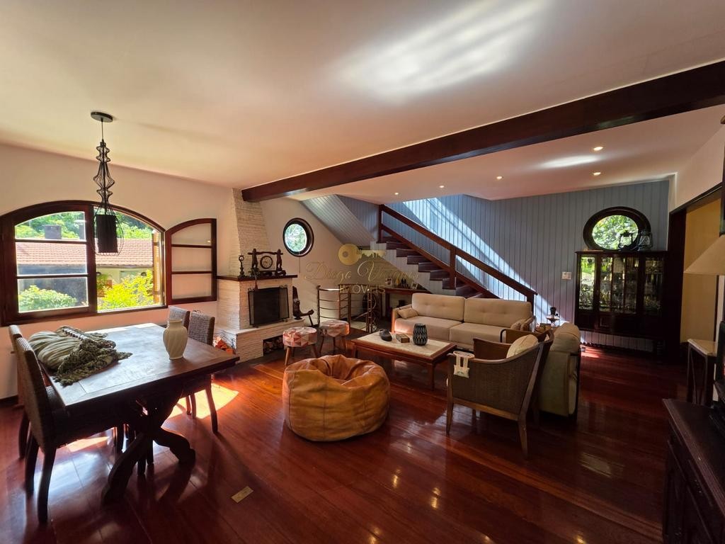 Casa de Condomínio à venda com 7 quartos, 1848m² - Foto 11