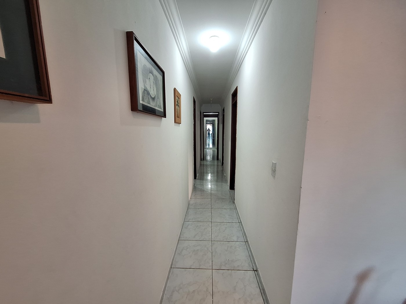Casa à venda com 4 quartos, 450m² - Foto 5
