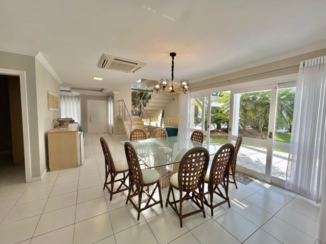 Casa de Condomínio à venda com 4 quartos, 220m² - Foto 6