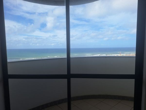 Apartamento para alugar com 2 quartos, 98m² - Foto 14