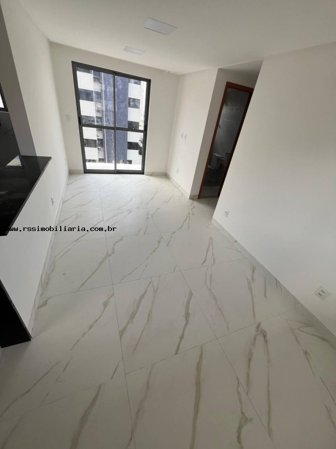 Apartamento à venda com 2 quartos, 47m² - Foto 2