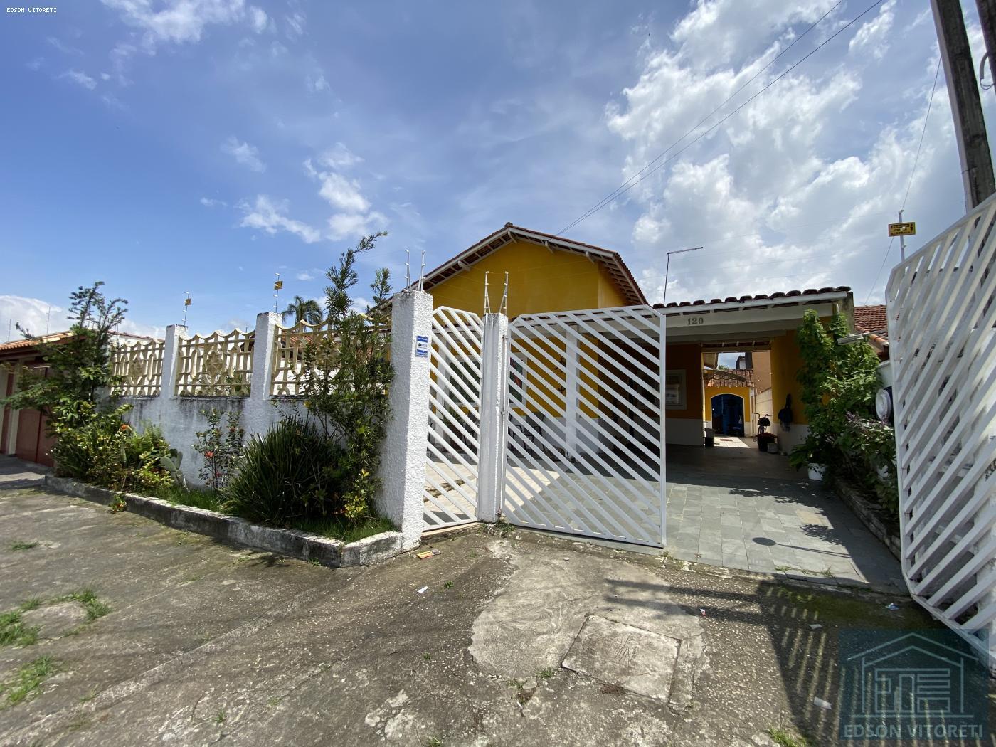 Casa para alugar com 3 quartos, 200m² - Foto 40