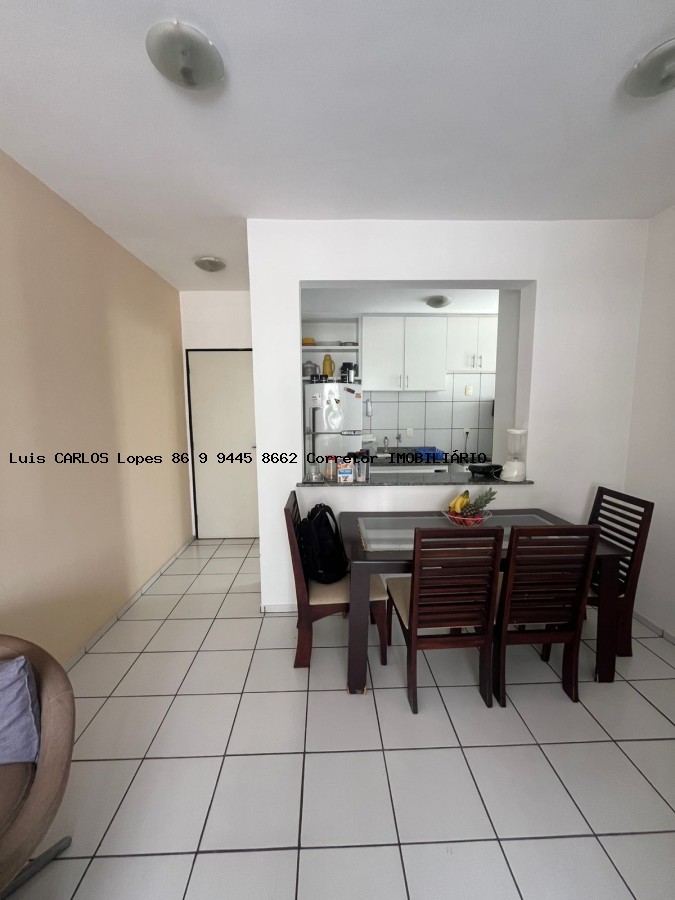 Apartamento à venda com 3 quartos, 70m² - Foto 3