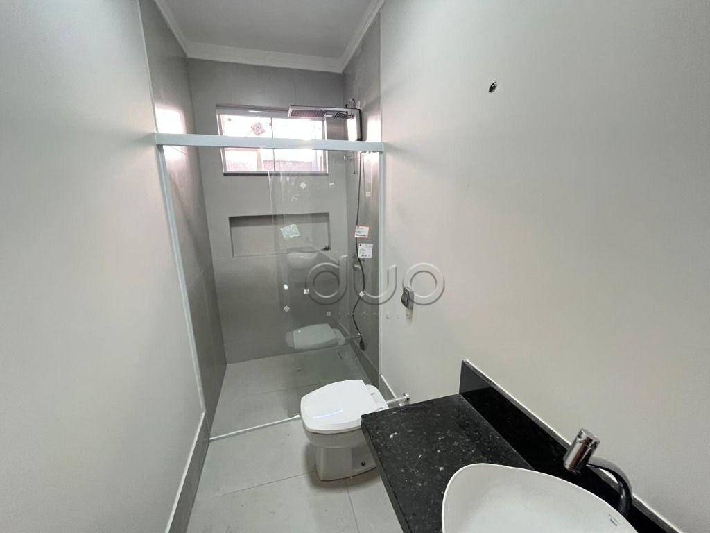 Casa à venda com 4 quartos, 200m² - Foto 40
