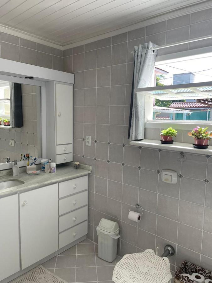 Casa à venda com 5 quartos, 200m² - Foto 26