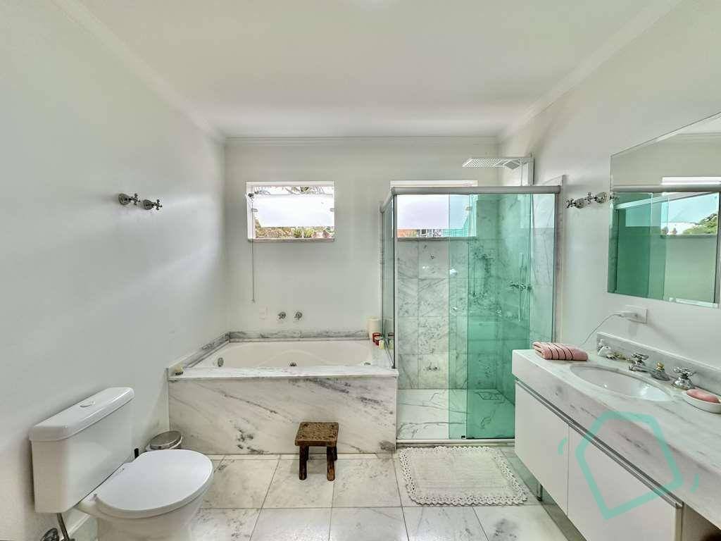 Casa de Condomínio à venda com 3 quartos, 330m² - Foto 52