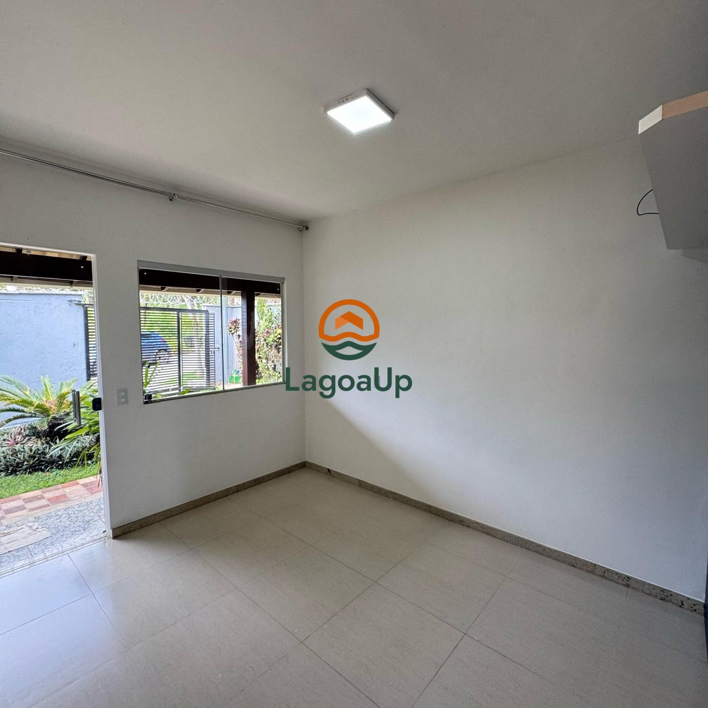 Casa à venda com 3 quartos, 95m² - Foto 3