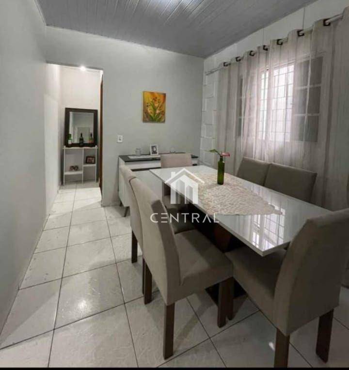 Casa à venda com 2 quartos, 79m² - Foto 2