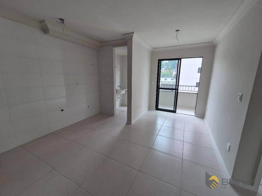 Apartamento para alugar com 2 quartos, 52m² - Foto 3