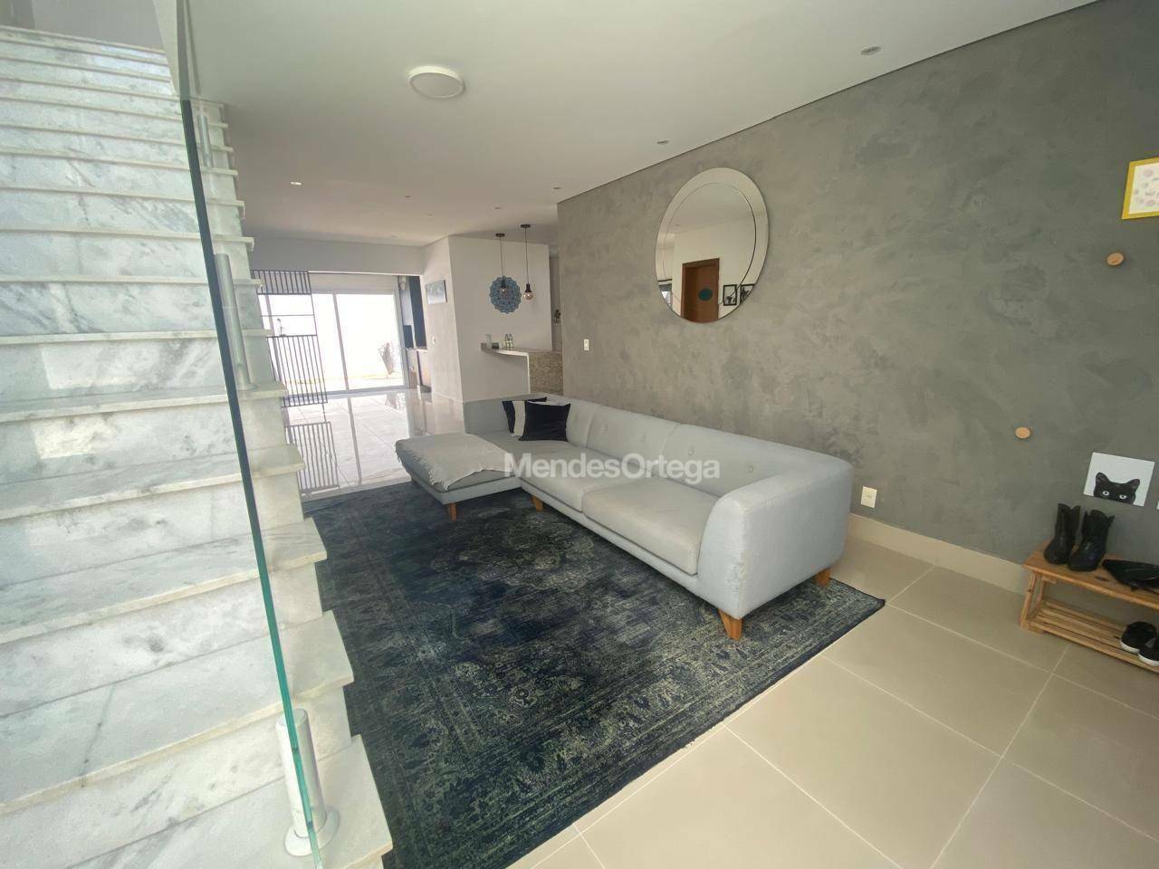 Casa de Condomínio para alugar com 3 quartos, 145m² - Foto 4