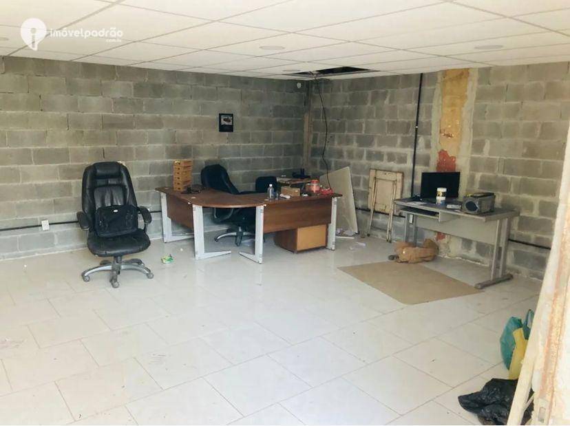 Depósito-Galpão-Armazém para alugar, 900m² - Foto 3