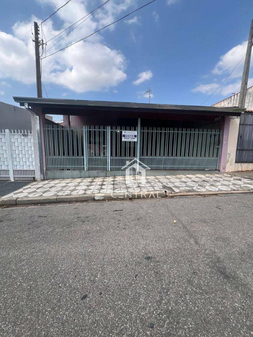 Casa à venda com 3 quartos, 122m² - Foto 1