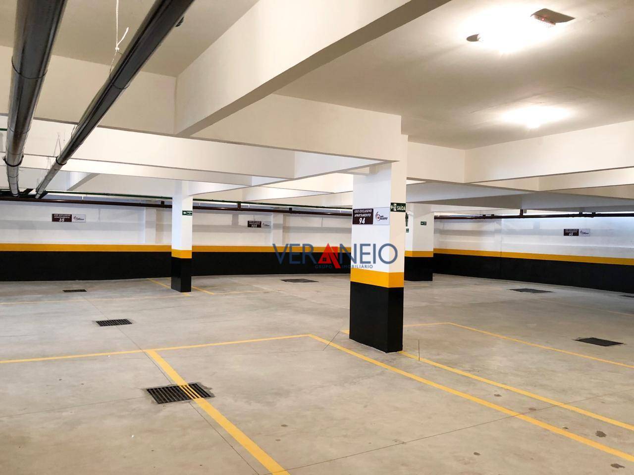 Apartamento para alugar com 3 quartos, 121m² - Foto 29