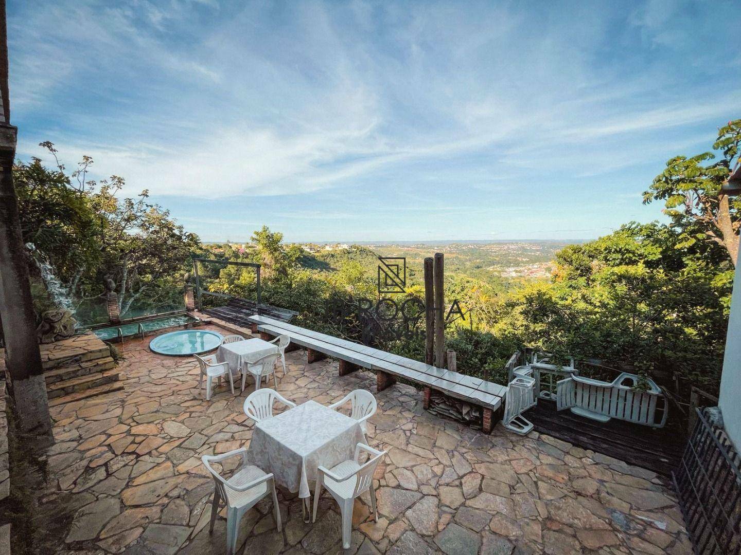 Casa de Condomínio para alugar com 3 quartos, 240m² - Foto 7