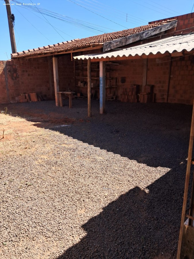 Casa à venda com 2 quartos, 219m² - Foto 17
