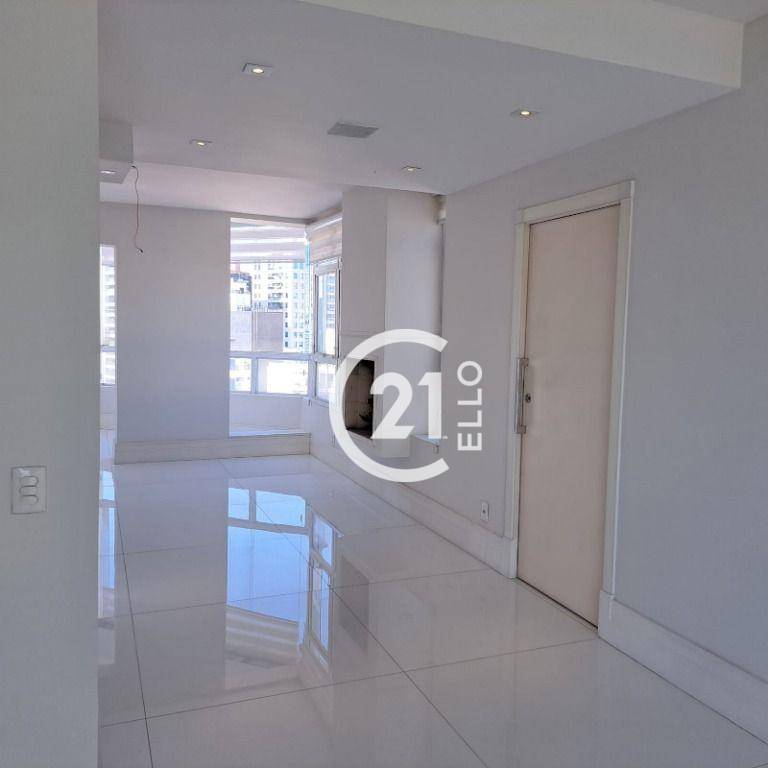 Cobertura à venda e aluguel com 3 quartos, 250m² - Foto 7