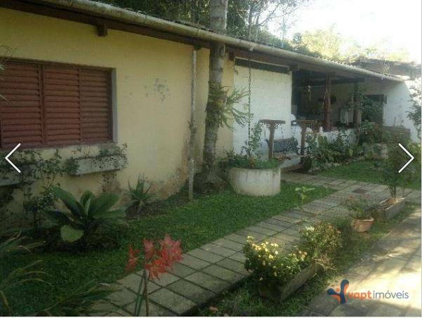 Chácara à venda com 4 quartos, 600m² - Foto 9