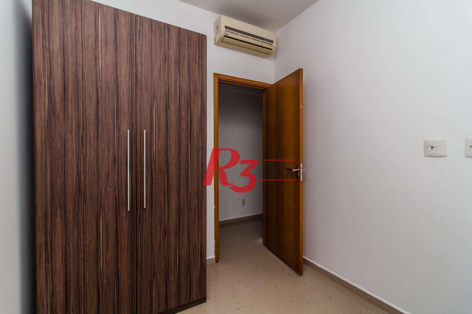 Apartamento para alugar com 3 quartos, 95m² - Foto 11