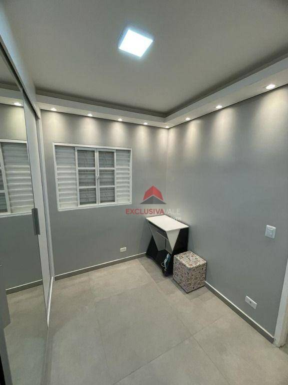 Casa à venda com 2 quartos, 70m² - Foto 12