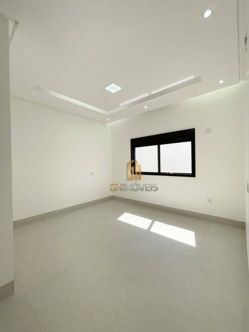 Casa de Condomínio à venda com 4 quartos, 176m² - Foto 17