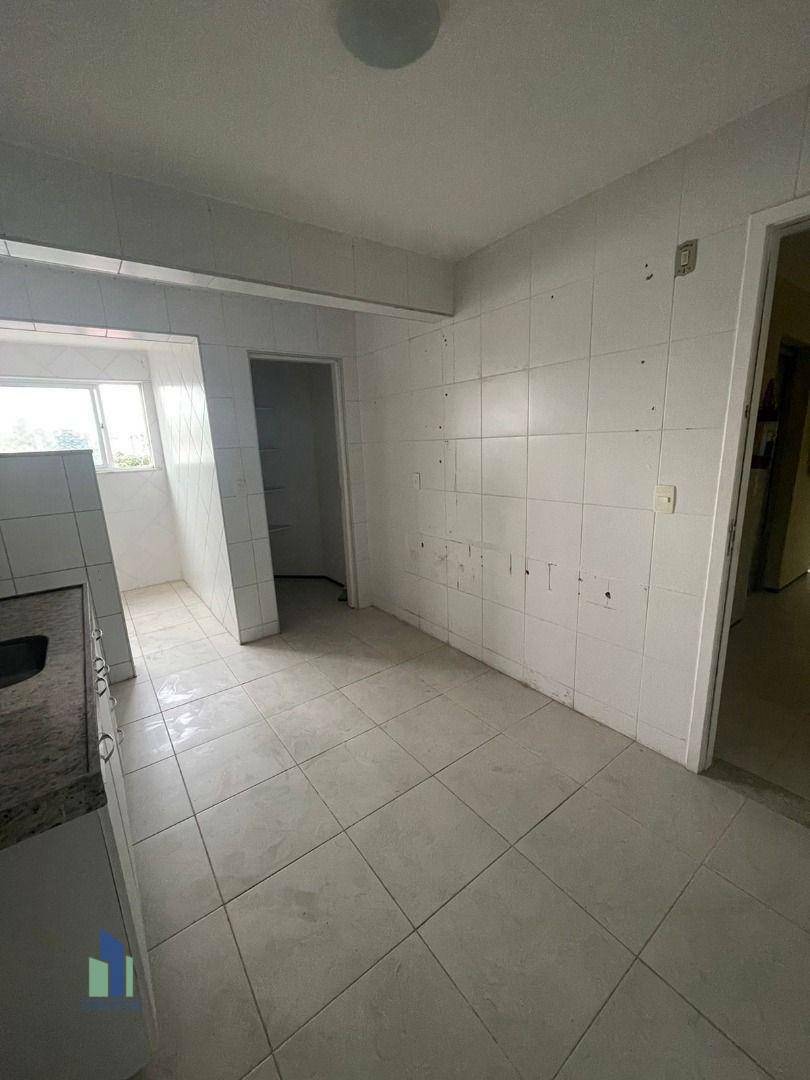 Apartamento à venda e aluguel com 3 quartos, 111m² - Foto 10