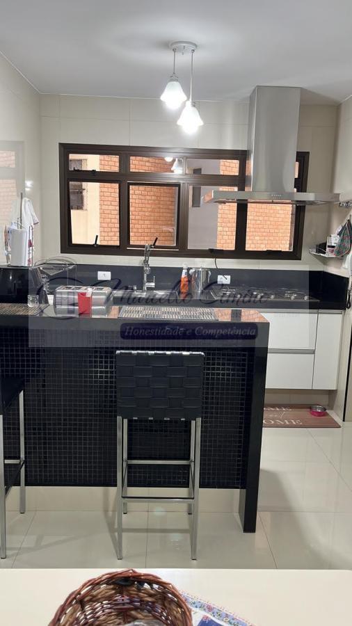 Apartamento à venda com 4 quartos, 190m² - Foto 12