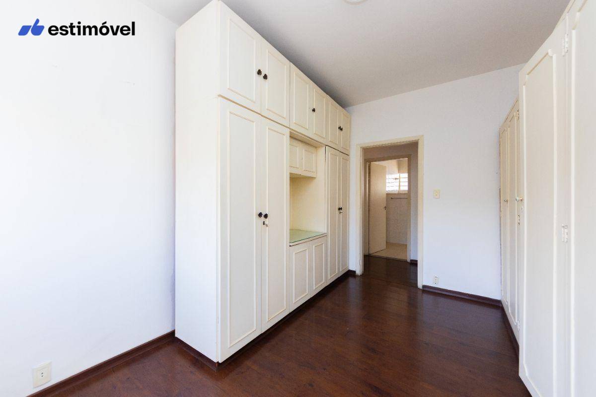 Casa à venda com 3 quartos, 384m² - Foto 8