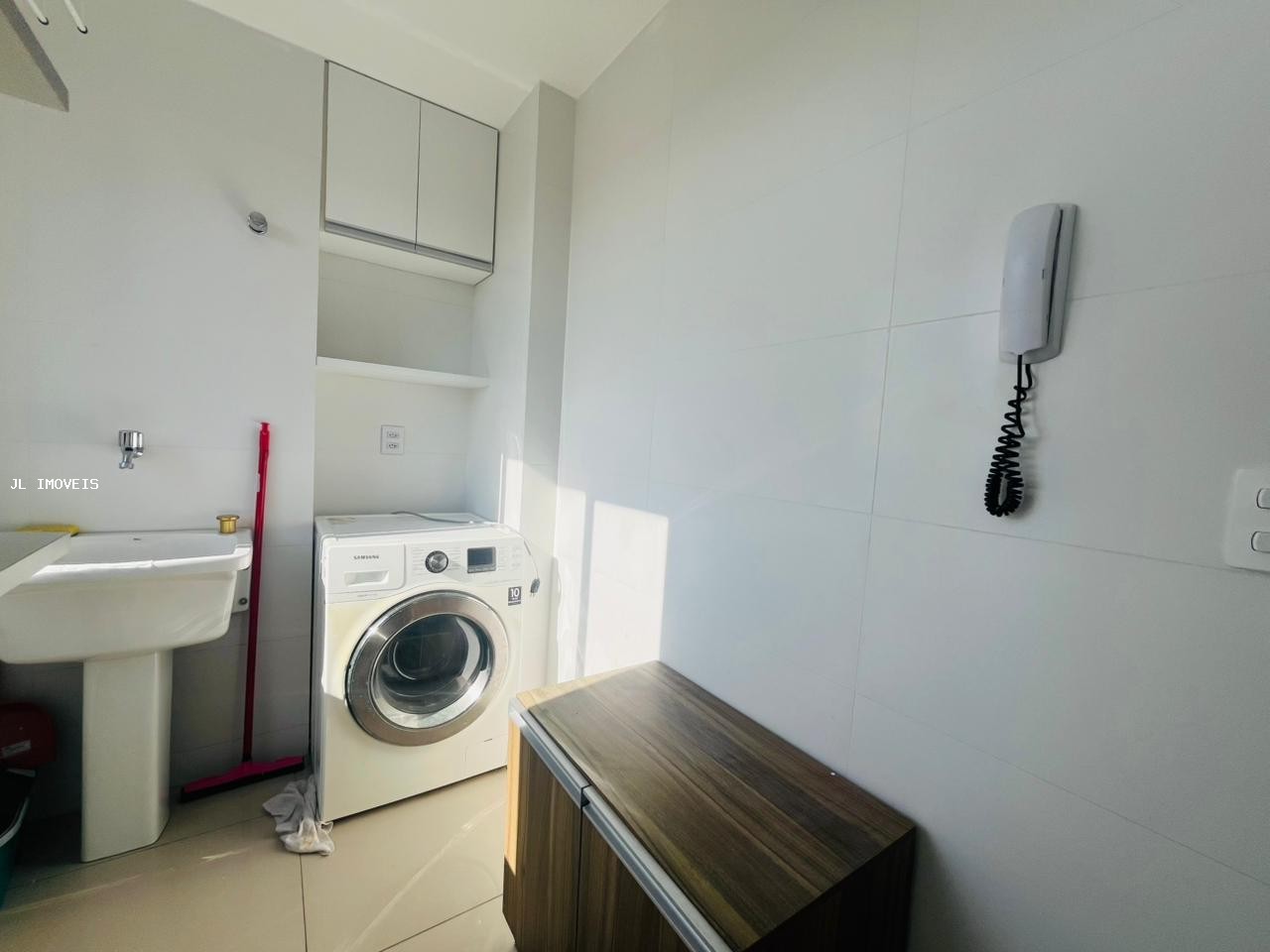 Apartamento para alugar com 2 quartos, 55m² - Foto 15