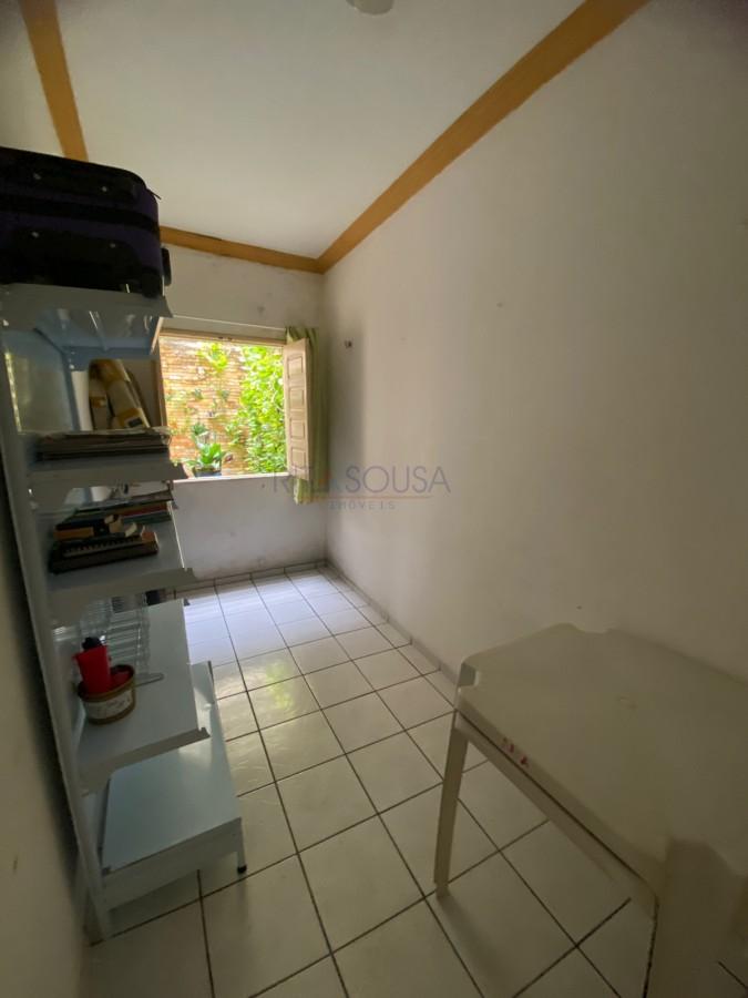 Casa à venda com 3 quartos, 100m² - Foto 8