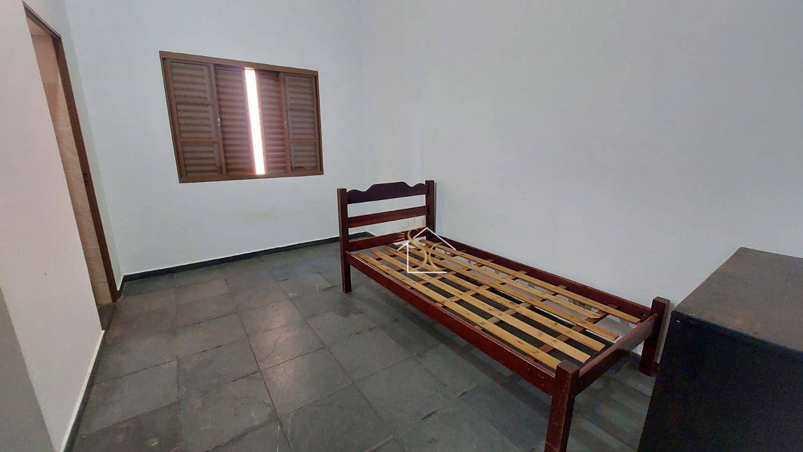 Casa para alugar com 2 quartos, 100m² - Foto 7