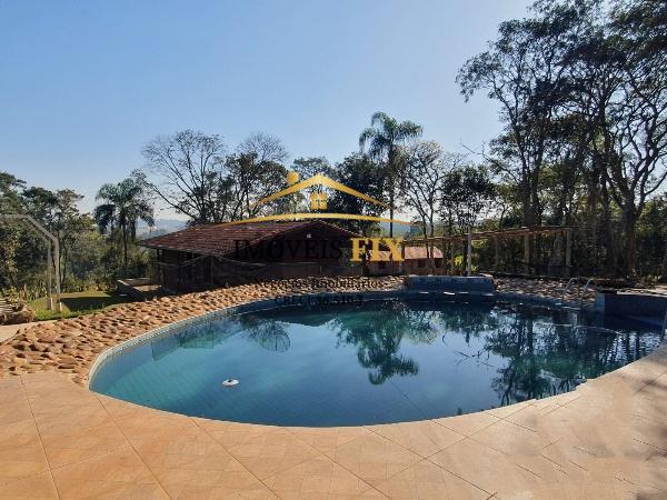 Chácara à venda com 6 quartos, 350m² - Foto 3