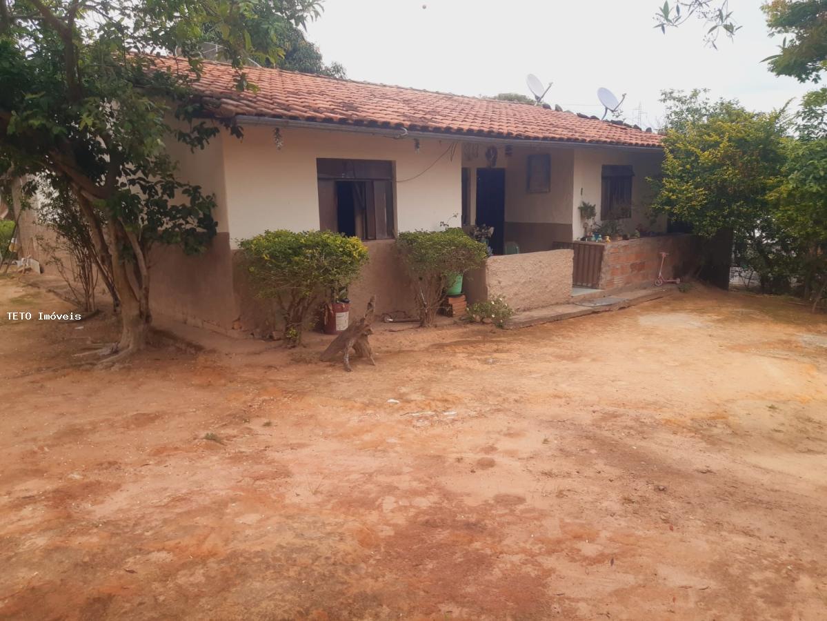 Sítio à venda com 3 quartos, 2579m² - Foto 2