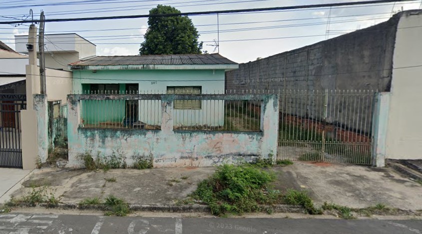 Casa à venda com 2 quartos, 71m² - Foto 1