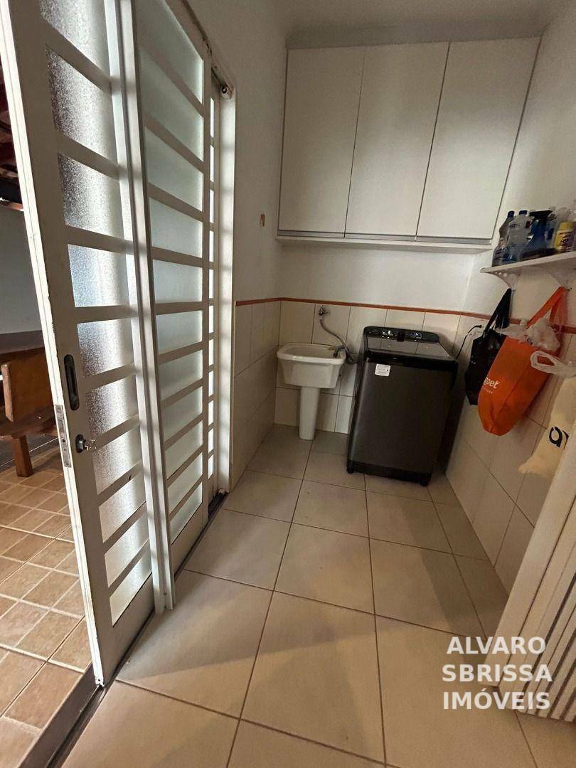 Chácara à venda com 3 quartos, 340m² - Foto 10