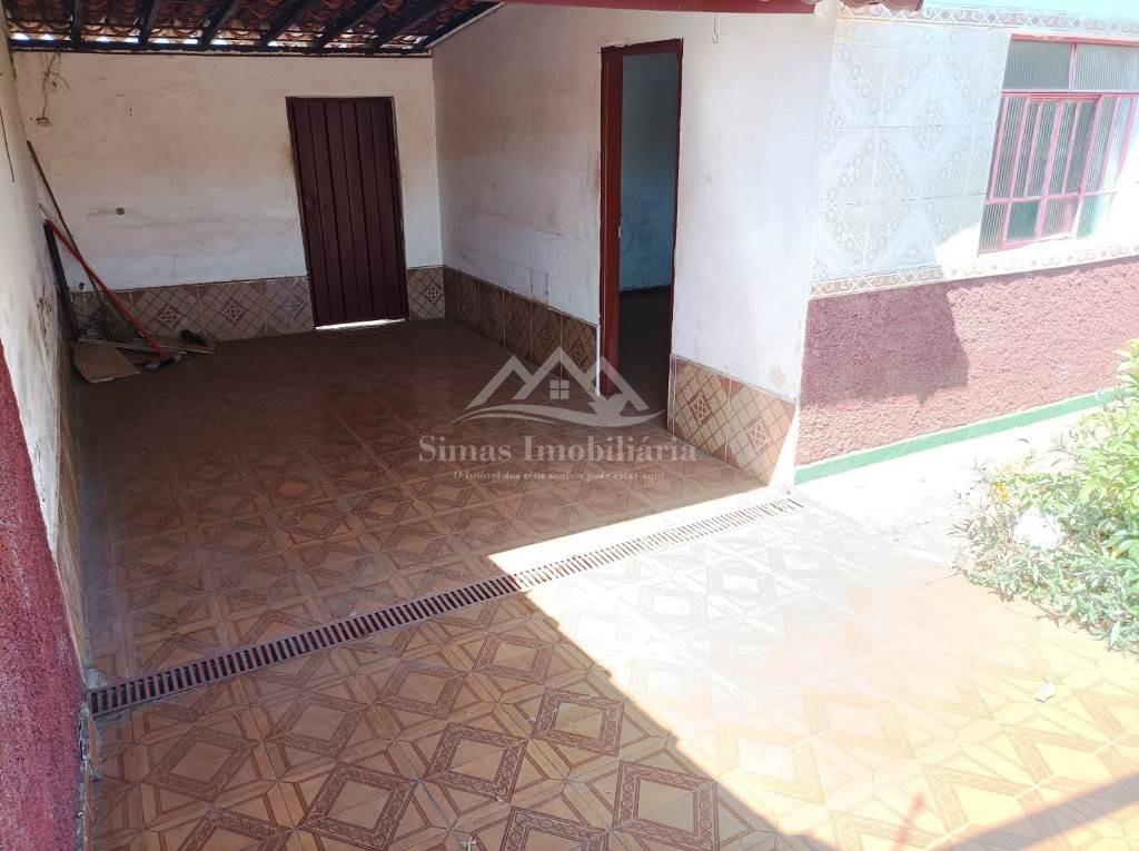 Casa à venda com 3 quartos, 300m² - Foto 4