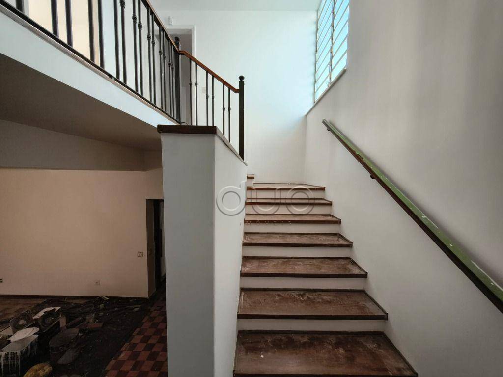 Casa para alugar com 4 quartos, 246m² - Foto 17
