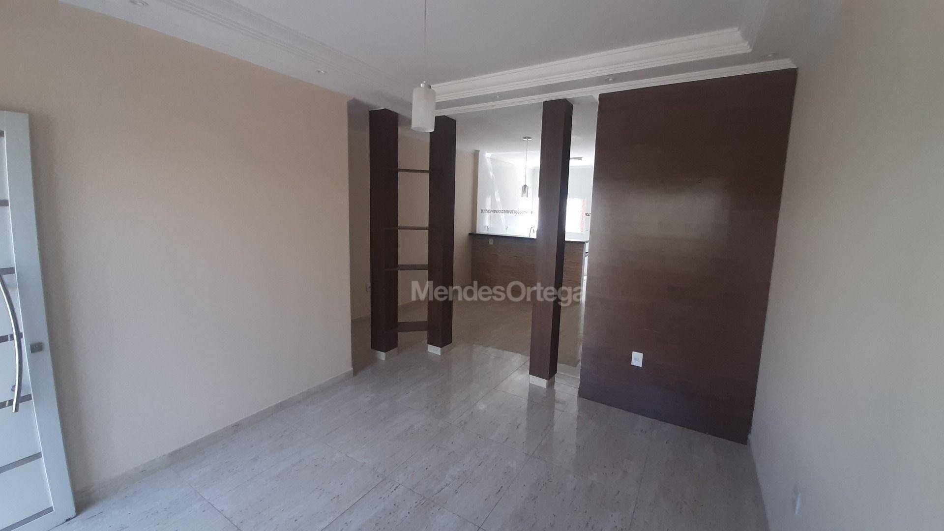 Casa à venda com 2 quartos, 112m² - Foto 7