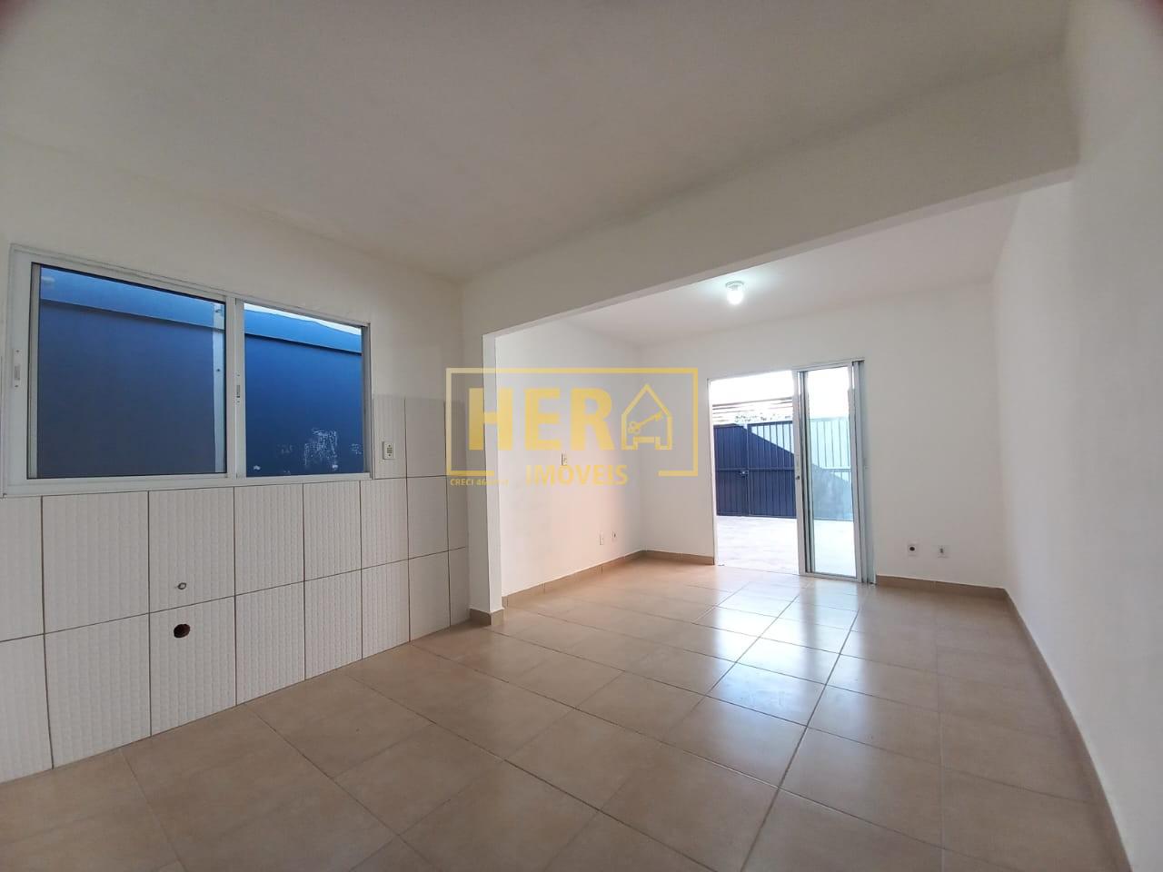 Casa à venda com 2 quartos, 58m² - Foto 8