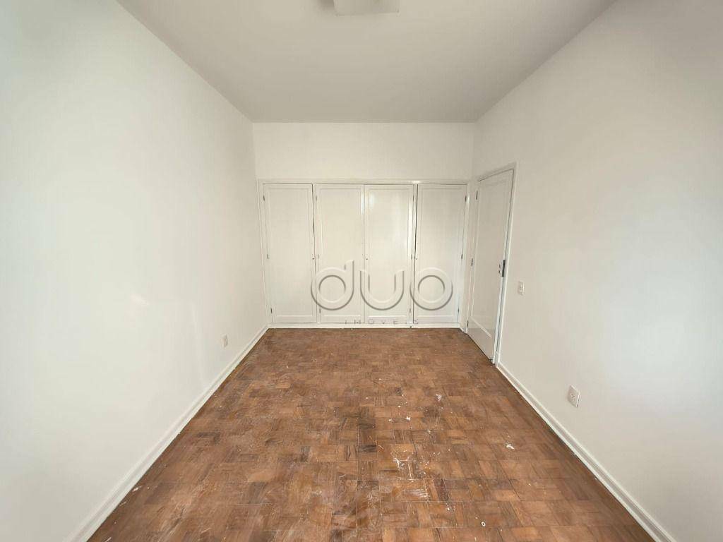Casa para alugar com 4 quartos, 246m² - Foto 30