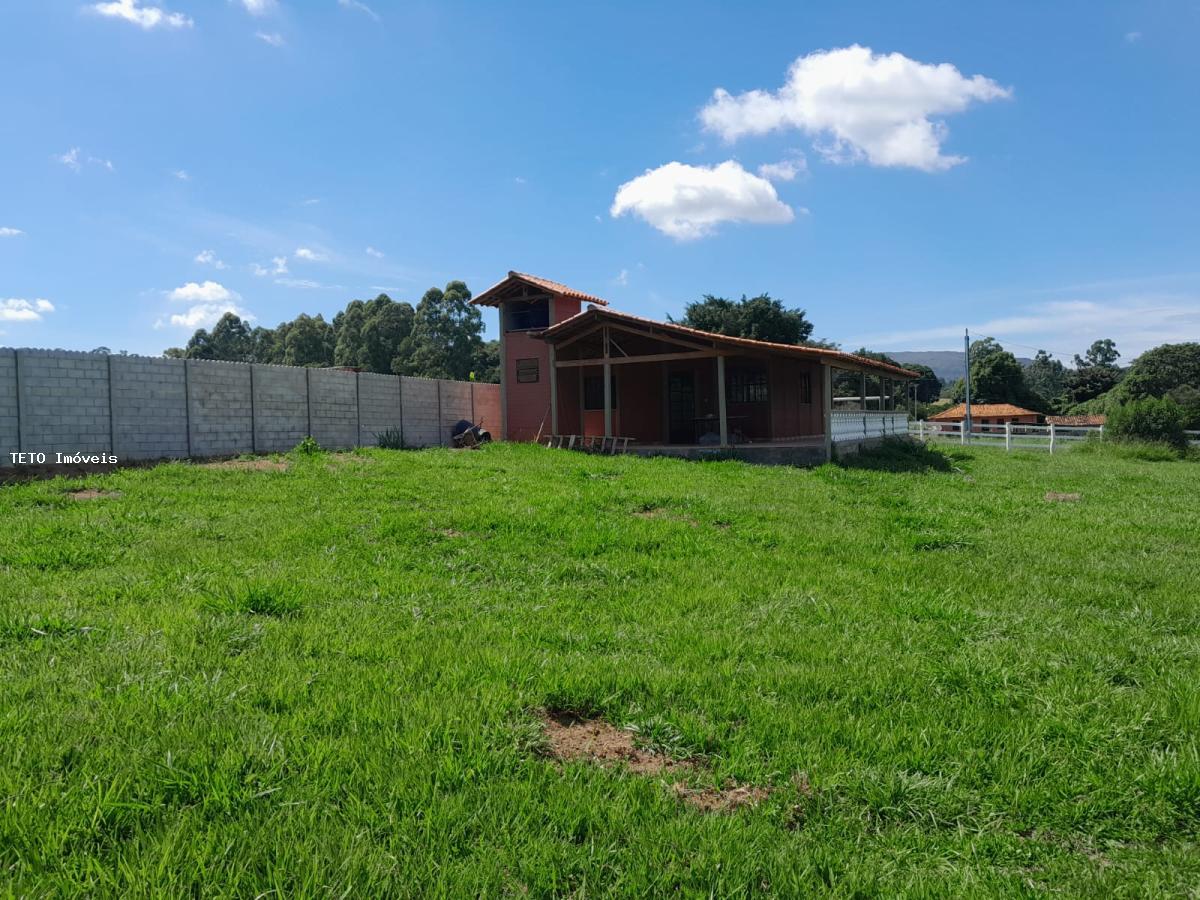 Chácara à venda com 2 quartos, 1341m² - Foto 7